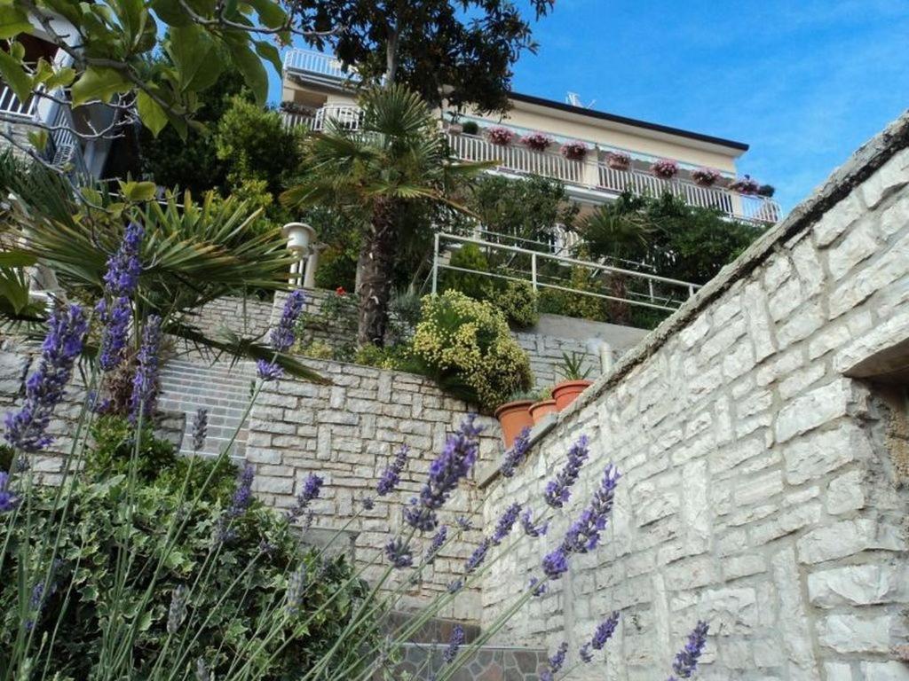 Apartments And Rooms With Parking Space Rabac, Labin - 12368 Ngoại thất bức ảnh